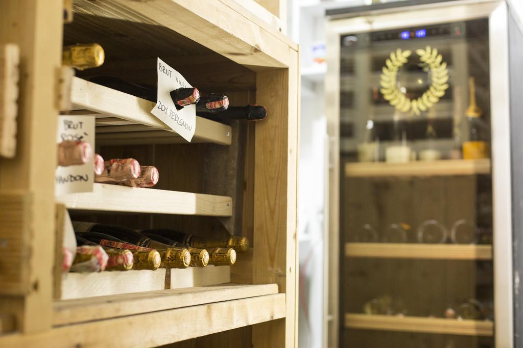 Padam Boutique Hotel ティラナ エクステリア 写真